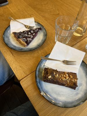 Blueberry tart, chocolate and peanut butter brownie  at Terter in Brussels