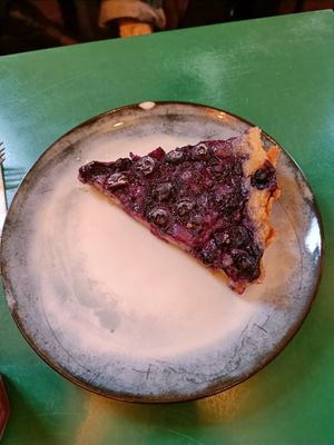 Blueberry tart at Terter in Brussels