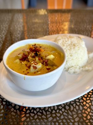 Yellow Curry with Mock Chicken   at Ubon Thai Kitchen in Torrance