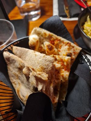 Whole grain naan and garlic-chili naan at Spice Cafe & Restaurant in Belgrade