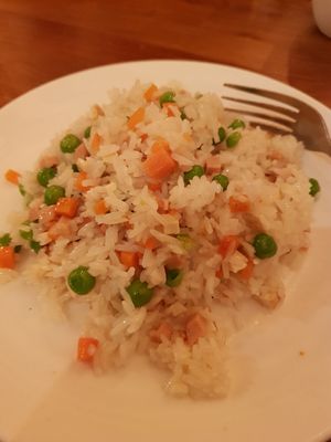 Cantonese rice at Vegebowl in Paris