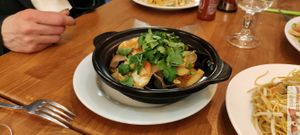 Caramelized "chicken" clay-pot at Vegebowl in Paris