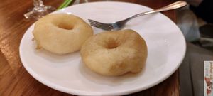 Apple Doughnuts at Vegebowl in Paris