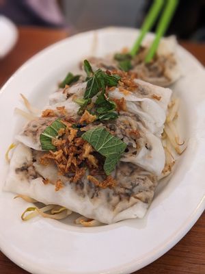  at Vegebowl in Paris