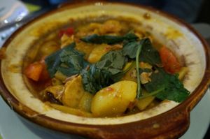 Curry clay-pot at Vegebowl in Paris