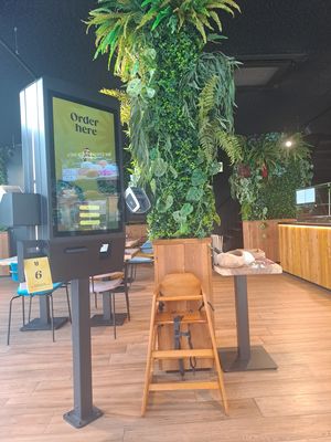  at Hawaiian Poké Bowl in Arnhem