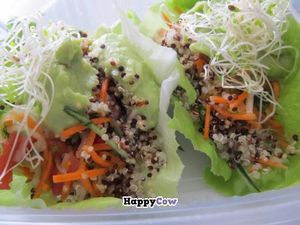 Raw vegan wraps at Yami in Lima