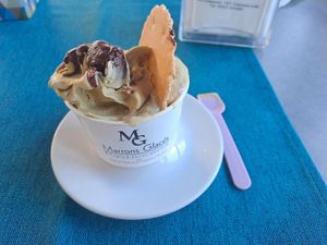 Vegan ice cream (dark chocolate and pistachio) at Marrons Glaces in Catanzaro
