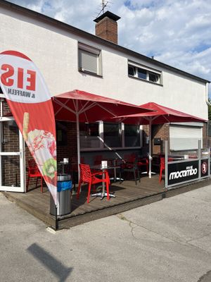 Terrasse   at Eismanufaktur - Neuss To Go - Moccambo in Neuss