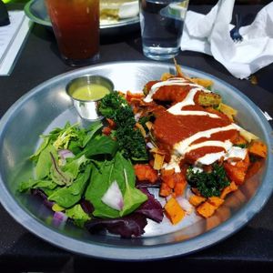 Sweet Potato Hash
Sweet potato, mushroom, spinach, tortilla strips, cotija, cilantro, onion, vegan crema with two eggs or tofu patties (VR) (GF) Add daiya .75 at Ground Control in Chicago