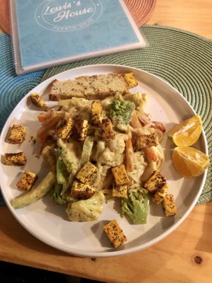 Pad Thai   at Lewis's House in Puerto Viejo De Talamanca