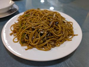 Vegetable noodles at Freedom Restaurant in Erbil