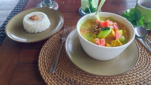 Vegetable Curry Soup at Munduk Farm House in Munduk