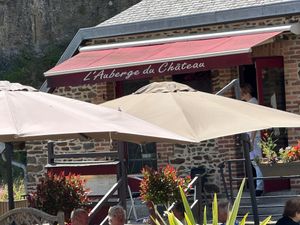 The outside of the small restaurant at L'Auberge du Château in Fougeres