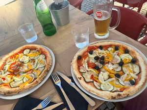 Auch auf Wunsch ohne Oliven😉 at Pizzeria Piccolino in Zambujeira Do Mar