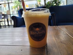 L. O. L.  at MoeJoe's Juicebar in Uppsala