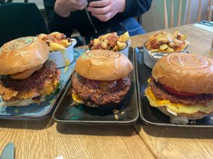 Triple, Double und Rösti  at SIGGIS v/gan burger & co in Munich