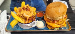  at SIGGIS v/gan burger & co in Munich