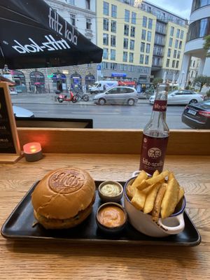   at SIGGIS v/gan burger & co in Munich