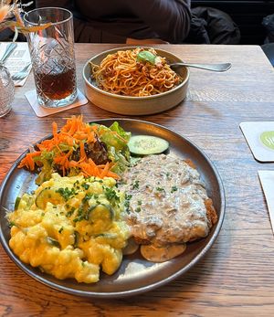   at SIGGIS v/gan burger & co in Munich