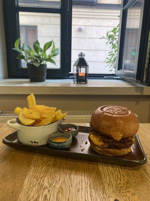   at SIGGIS v/gan burger & co in Munich