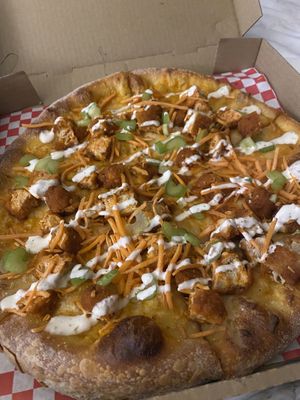 Buffalo vegan chickn pizza   at Slice of Vegas Pizza in Las Vegas