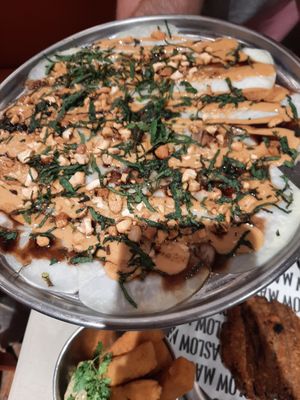 Le carpaccio dingo at Maslow in Paris