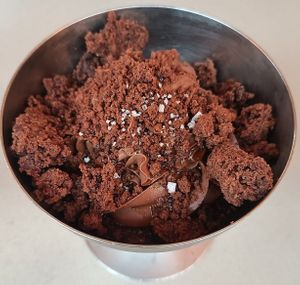 Chocolat: creamy chocolate - coconut, salted butter caramel, shortbread at Maslow in Paris