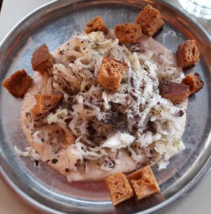 Vegan salade chousar at Maslow in Paris