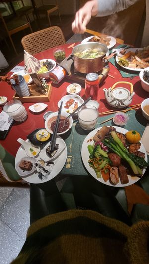 buffet at Green Eats in Hangzhou