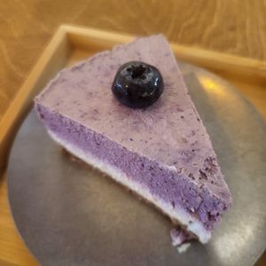 Blueberry Lemon Cheesecake at Yu Dei 余地 in Kowloon