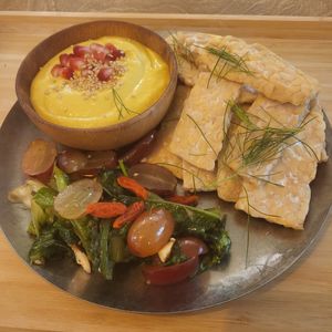  at Yu Dei 余地 in Kowloon