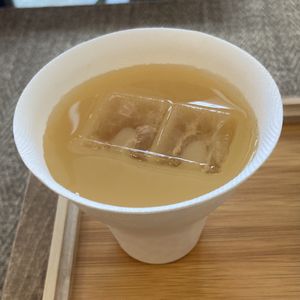 Apple juice   at Yu Dei 余地 in Kowloon