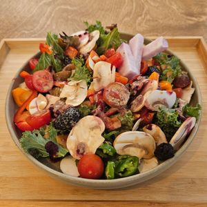 Salad at Yu Dei 余地 in Kowloon