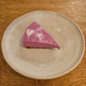 Cake at Yu Dei 余地 in Kowloon