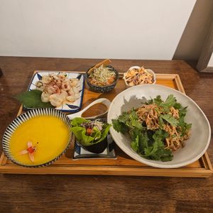 Tina Barrat's Dinner Set at Yu Dei 余地 in Kowloon