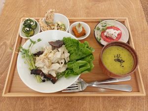 "Trip to Italian" Raw Set by Chef Tina Barrat at Yu Dei 余地 in Kowloon