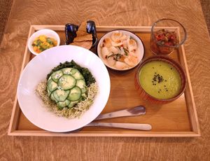 "Fruit Fruit FRUITS Everywhere" Raw Set by Chef Tina Barrat at Yu Dei 余地 in Kowloon