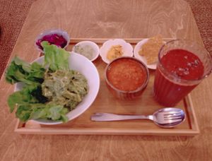 "RAINBOW" Raw Set by Chef Tina Barrat at Yu Dei 余地 in Kowloon