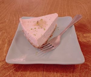 Raw Vegan Lemon Cake at Yu Dei 余地 in Kowloon