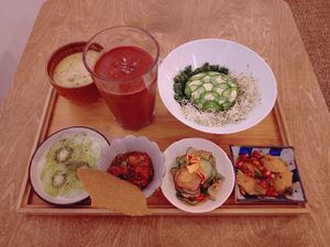 "To finish off the fruit season" Raw Set by Chef Tina Barrat at Yu Dei 余地 in Kowloon