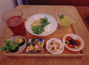"Fruits Fruits Fruits" Raw Set by Chef Tina Barrat at Yu Dei 余地 in Kowloon