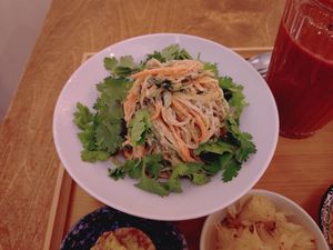 Raw Pad Thai at Yu Dei 余地 in Kowloon