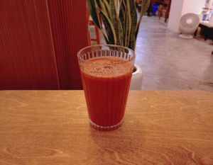 Banana Red Dragon Fruit Cacao Smoothie 香蕉火龍果可可露 at Yu Dei 余地 in Kowloon