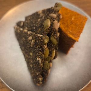 Smoked shade art (vegan cheese) at Yu Dei 余地 in Kowloon