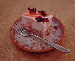Raw Vegan Lychee Cake at Yu Dei 余地 in Kowloon