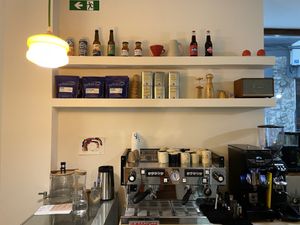   at KUIA kafea in Hernani