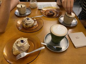   at KUIA kafea in Hernani