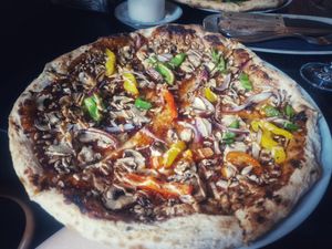 Pizza Vegana 15,90€ at Farina di Nonna in Hamburg