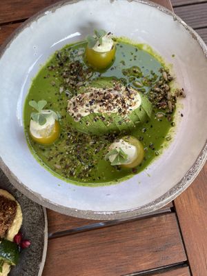 Avocado and tomato in arugula dressing   at uuuhmami in Heidelberg